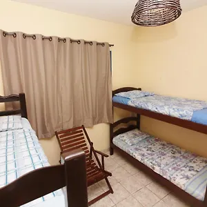  Albergue Aeroporto House